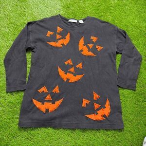 Chaus Women's Black and Grey Shirt